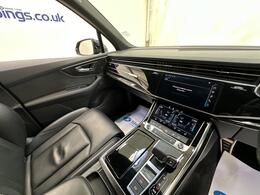 Audi Q7 SG21ZYR