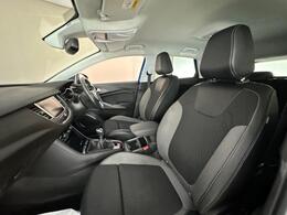 Vauxhall Grandland X DT69YHN