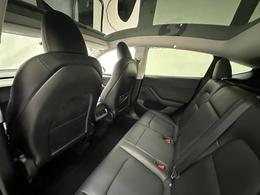 Tesla Model Y GJ23KMV