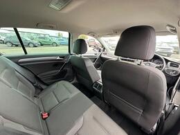 Volkswagen Golf VE69NKS