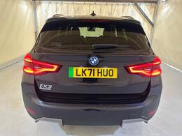 BMW iX3 LK71HUO