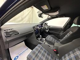 Volkswagen Golf FA18XRE