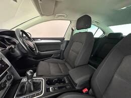 Volkswagen Passat AD19KLE