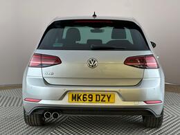 Volkswagen Golf MK69DZY