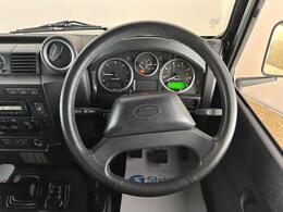 Land Rover Defender 90 GF65NXH