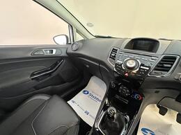 Ford Fiesta DX64JFU