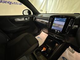 Volvo C40 YR22GBO