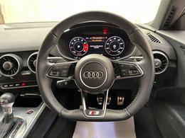 Audi TT YE70LTA