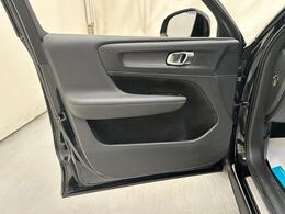 Volvo XC40 YT22VKE