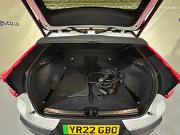 Volvo C40 YR22GBO
