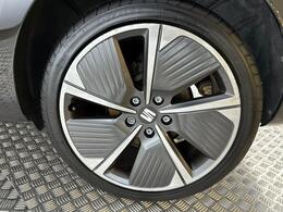 SEAT Leon SJ21VNO