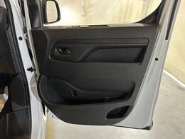 Vauxhall Vivaro DN24YLM