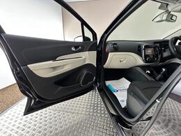 Renault Captur AK18BUJ