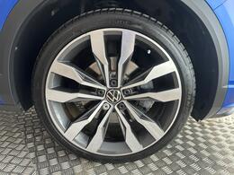 Volkswagen T-Roc VE71FXT
