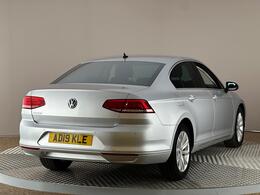 Volkswagen Passat AD19KLE