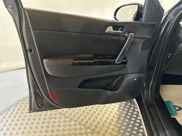 Kia Sportage AY69YYT