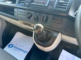 Volkswagen Transporter YW68XFL