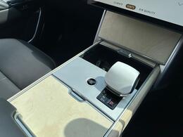 Land Rover Range Rover VE73HHA