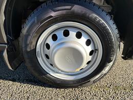 Ford Transit YT69WZE