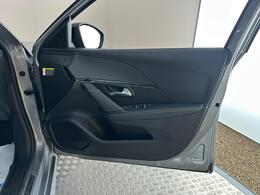 Peugeot E-208 EX71WCM