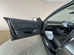 Tesla Model 3 BN20DXH