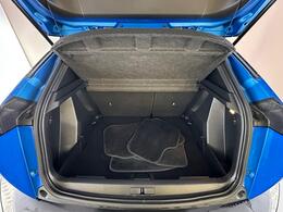 Peugeot 2008 KW72VUU