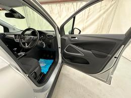 Vauxhall Crossland X DY68FNT