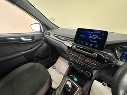 Ford Kuga YS22DYO