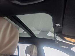 BMW 5 Series YK18JUW