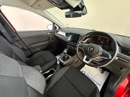 Renault Captur YC70WFO
