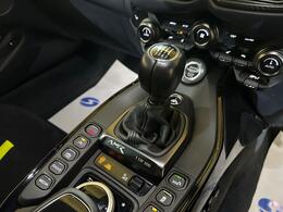 Aston Martin Vantage MV20UZG