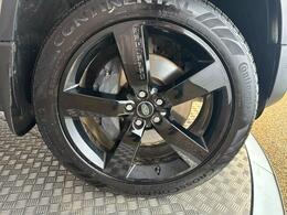 Land Rover Defender 110 FH71KKZ
