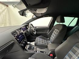 Volkswagen Golf FA18XRE