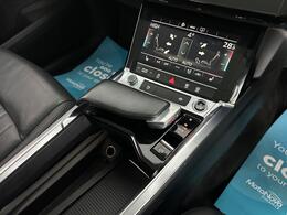 Audi e-tron NL70UPZ
