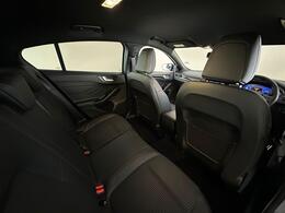 Ford Focus FV70XUA