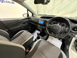 Toyota Yaris AO19AAE