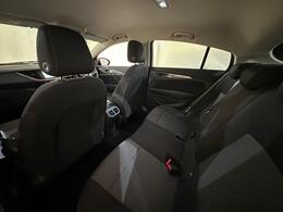 Vauxhall Insignia FM19DVL