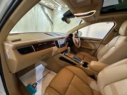 Porsche Macan AR16AEY