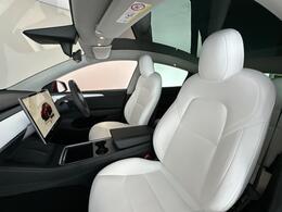Tesla Model Y LB22LCT
