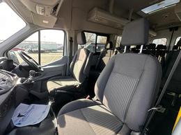 Ford Transit YP68UVJ