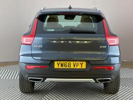 Volvo XC40 YW68VFY