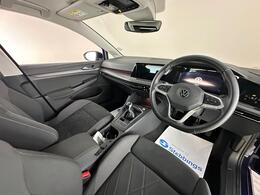 Volkswagen Golf VE22WDV