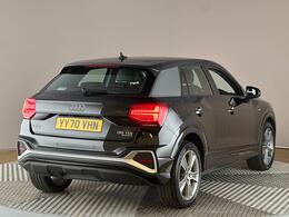 Audi Q2 YY70VHN