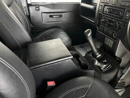 Land Rover Defender 90 GF65NXH