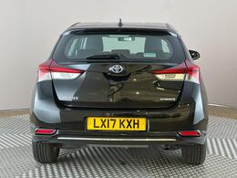 Toyota Auris LX17KXH
