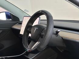 Tesla Model 3 YB69TZT