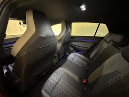 Volkswagen Golf AO22OUP
