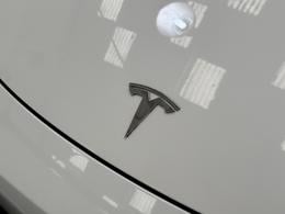 Tesla Model Y AJ22CZU