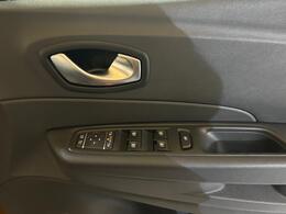 Renault Captur KR19JYJ