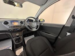 Hyundai i10 GK69HTZ